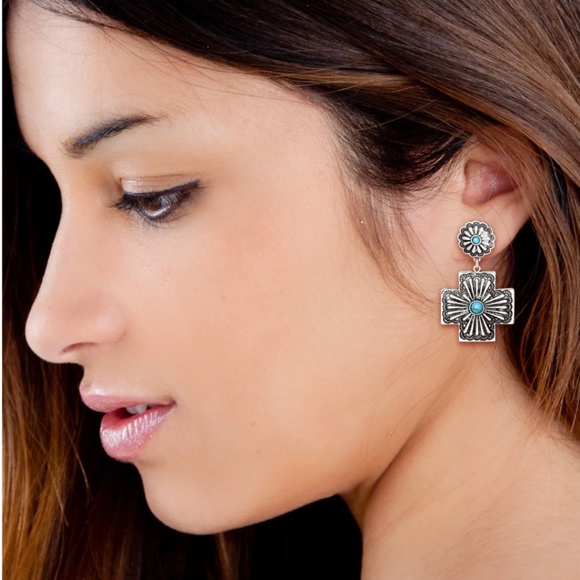 Jessica Simpson Faux Turquoise Stone Cross Necklace and Earrings Set - Picture 5 of 9